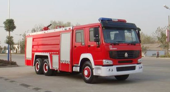 豪沃雙后橋消防車