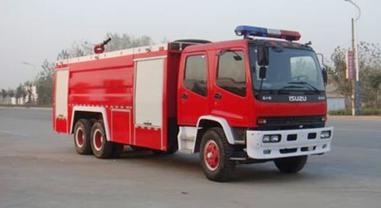 五十鈴雙后橋消防車